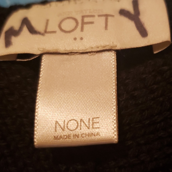 Ann Taylor LOFT poncho - Picture 4 of 7